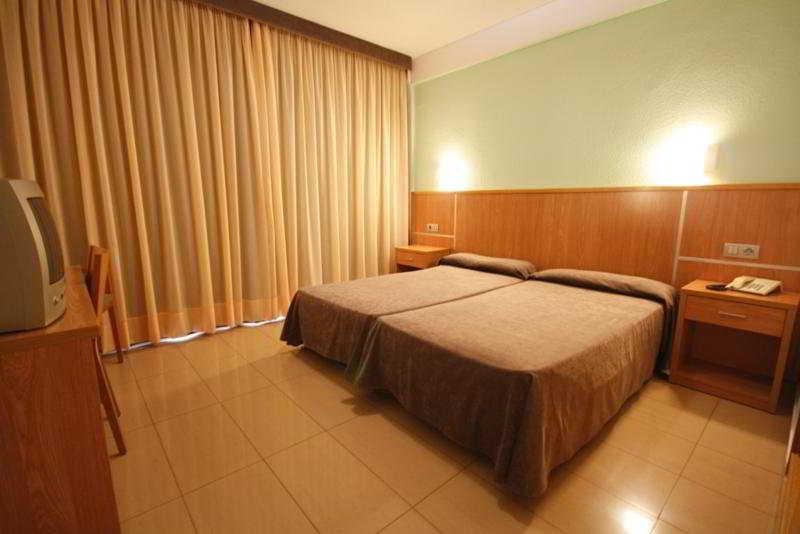 Hotel Perla Benidorm Esterno foto