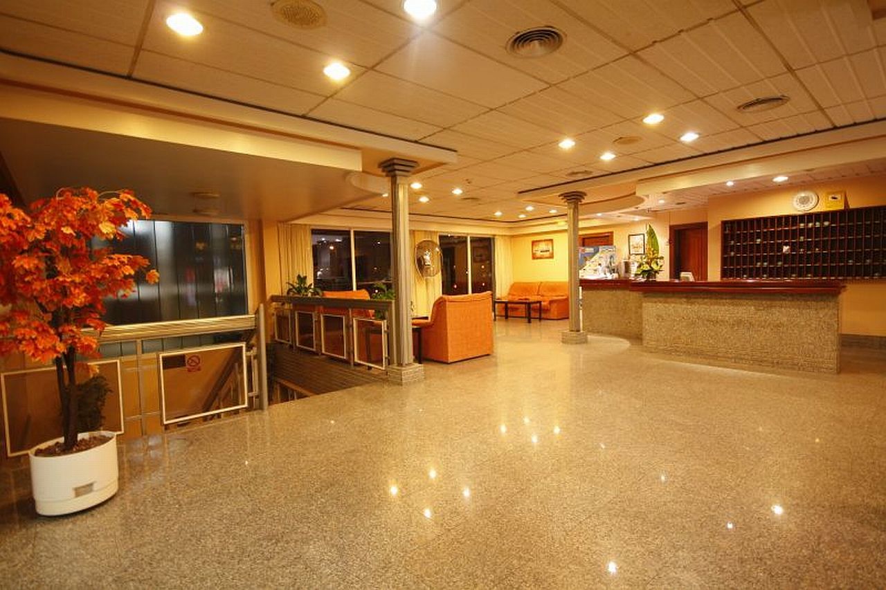 Hotel Perla Benidorm Esterno foto