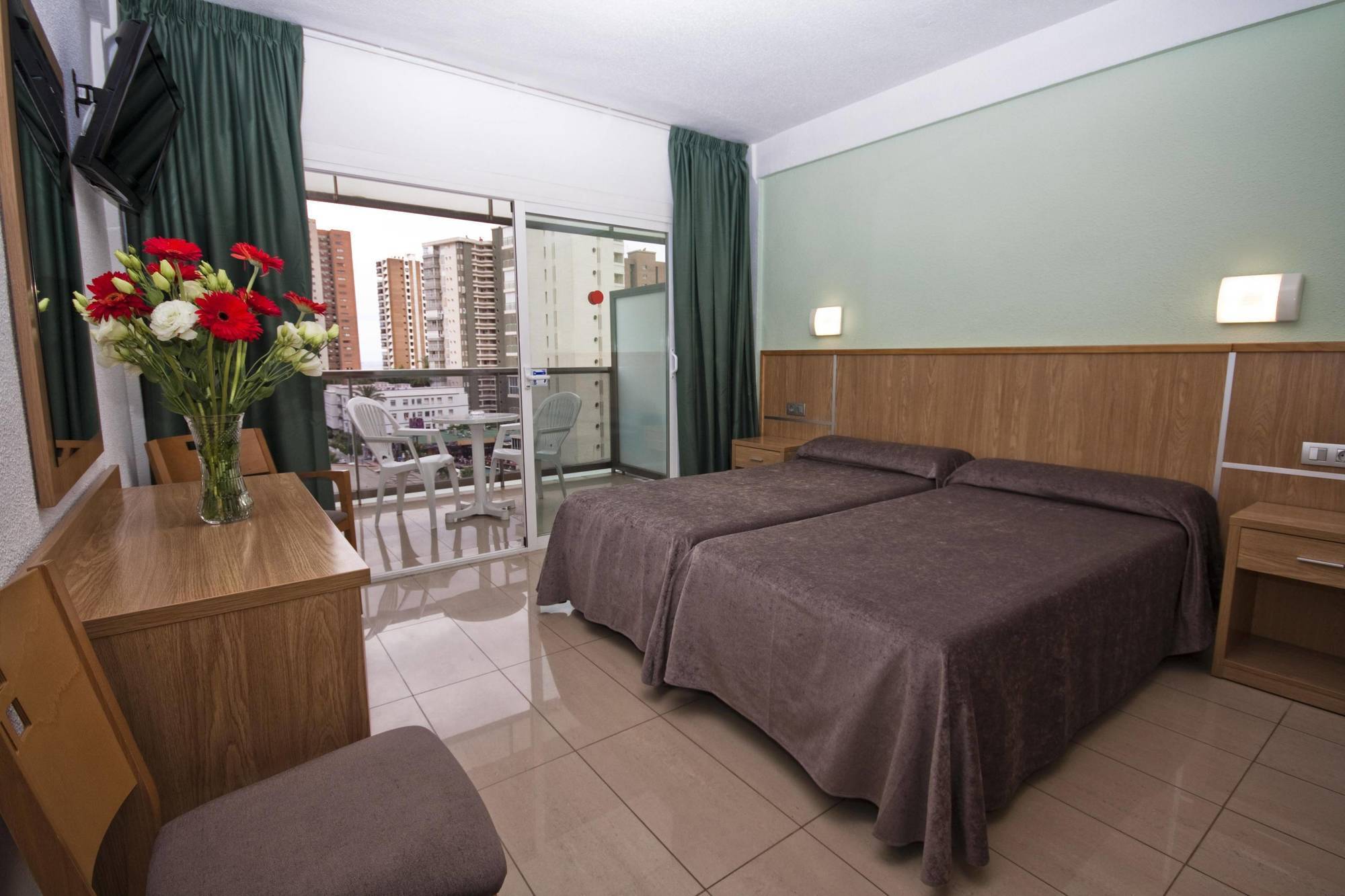 Hotel Perla Benidorm Esterno foto
